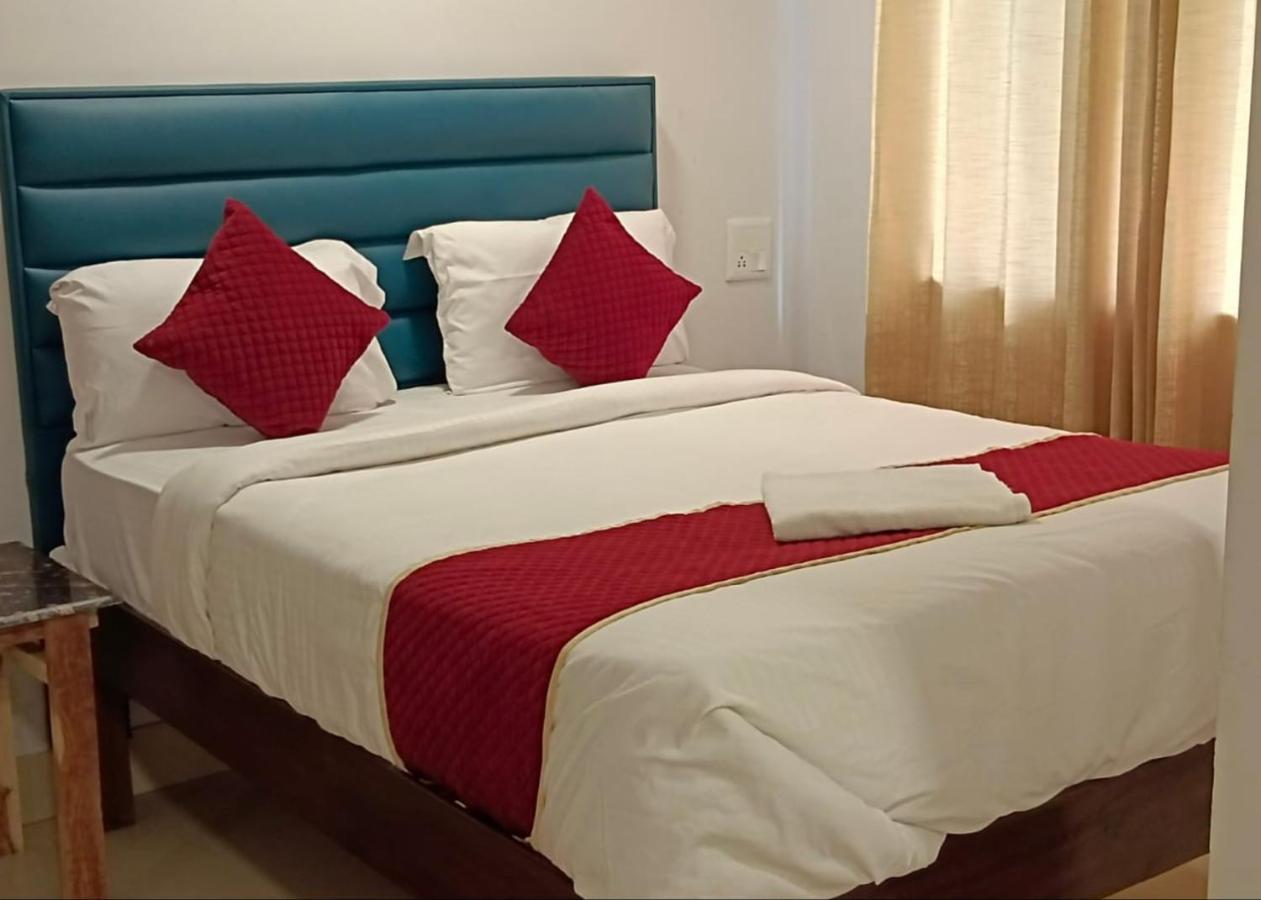 Hotel Amenda International New Delhi Exterior foto